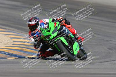 media/Nov-15-2024-CVMA Friday Practice (Fri) [[b142d29251]]/4-Group 4 and Trackday/Session 2 (Turn 10)/